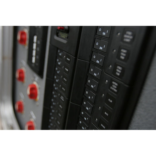 Blue Sea 7404 Single Pole Small Case 2 Flat Rocker Circuit Breaker 20 Amp 7404